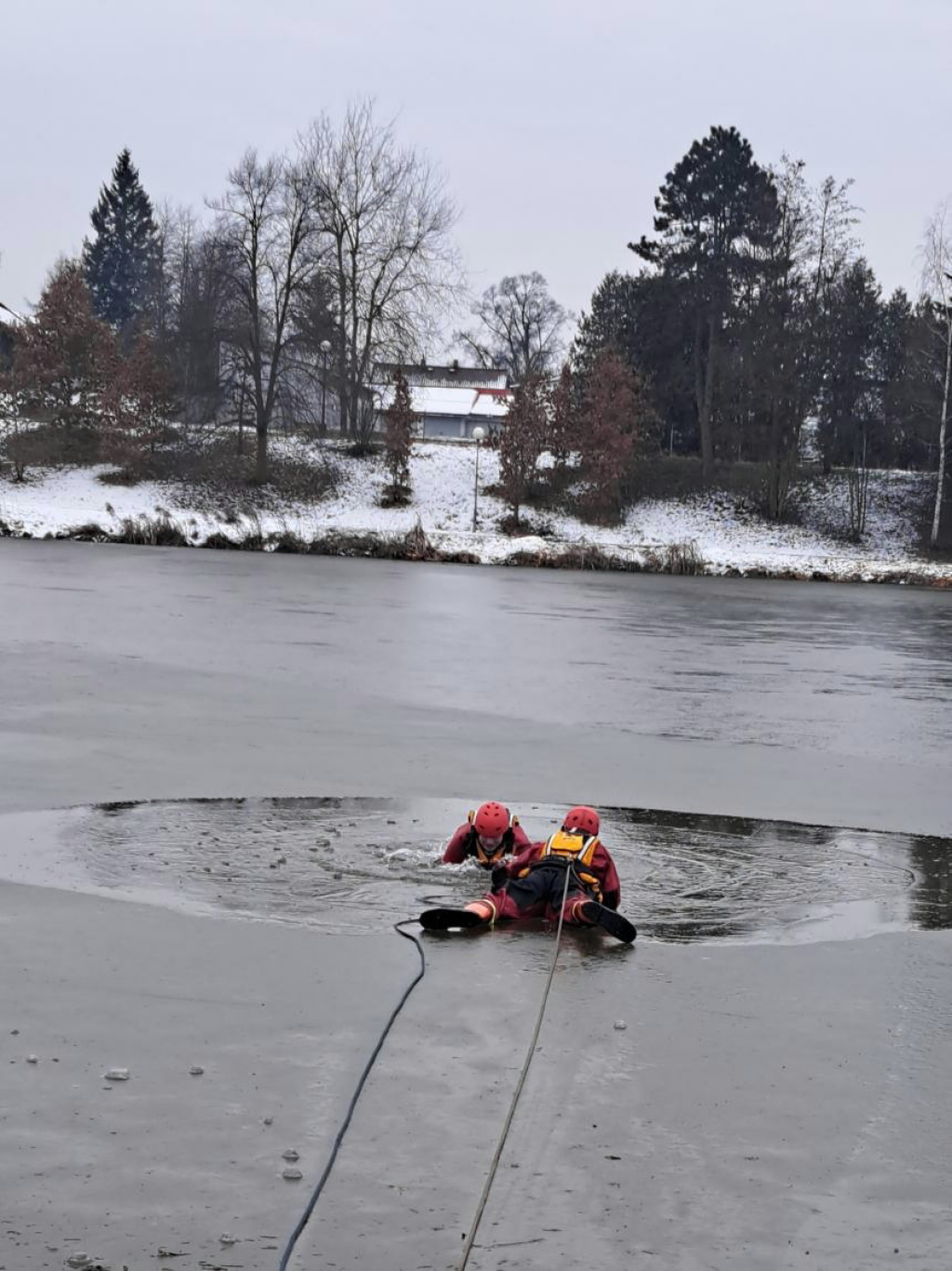 Foto: výjezdová jednotka SDH Bakov nad Jizerou