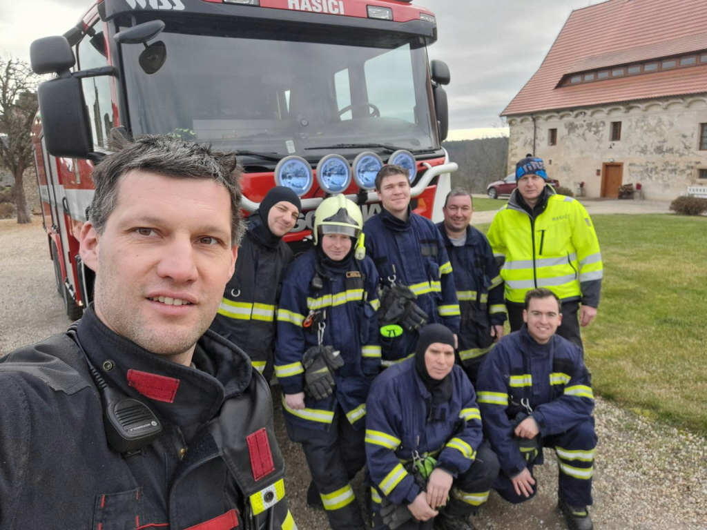 Foto: výjezdová jednotka SDH Bakov nad Jizerou