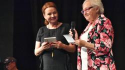 Projev přednesla sestra Jiřího Flekny Ivana Juřicová. Foto: Jan Füši