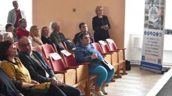 Do sálu bakovské Radnice dorazilo zhruba šest desítek lidí. Foto: Jan Füši