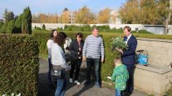 U hrobu legionáře Antonína Havelky se uctila památka spolu s jeho rodinou. Foto: Petr Novák