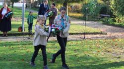 Květiny položili také skauti. Foto: Petr Novák