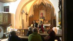 Na dušičkovém koncertu bylo vybráno 16 555 korun, které budou použity na údržbu kostela. Foto: obec Mukařov