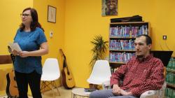 Básník Woÿta seznámil mnichovohradišťské čtenáře se svou Vnitřní zemí. Foto: Petr Novák