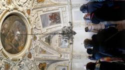 Audienční síň s kruhovým půdorysem a klenbou bohatě zdobenou freskami. Foto: Petr Novák