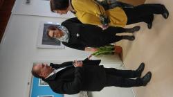 Poslanec Jan Hofmann, vedoucí knihovny Ivana Cenefelsová a zakladatelka Domu Ludmila Kamila Sedláková. Foto: Petr Novák