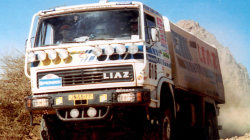 Rallye Paříž Dakar, Jiří Moskal, rok 1988. Zdroj: fotoarchiv Muzea města Mnichovo Hradiště
