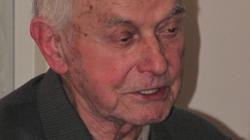 Josef Brož 29. ledna 2014 na křtu knihy fotografií Zdeňka Mrkáčka Český ráj – věčná inspirace, kterou doplnil svými verši. Foto: Petr Novák