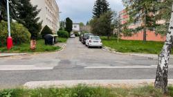 Ondřej Umáčený: Retardéry v Lidické ulici. Foto: Lucie Velichová