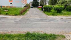 Ondřej Umáčený: Retardéry v Lidické ulici. Foto: Lucie Velichová