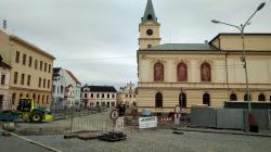 Mnichovo Hradiště, revitalizace náměstí, 10. 4. 2021. Foto: Petr Novák