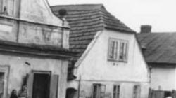 Obrázek 4: Dům čp. 94 v Arnoldově ulici okolo roku 1910. Převzato z: Můj dům, můj hrad