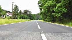 Silnice z Mimoně bývalým vojenským prostorem prošla rekonstrukcí za 300 milionů korun. Foto: Liberecký kraj