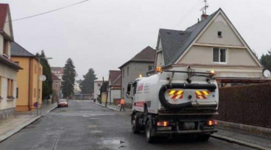 Dnešním dnem končí podzimní úklid města, Compag z ulic odstranil 50 tun smetí. Foto: město