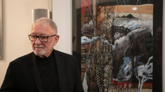 Ve dvoře ZUŠ můžete navštívit v galerii Konírna výstavu českého malíře a grafika Jana Gablera. Foto: ZUŠ Mnichovo Hradiště