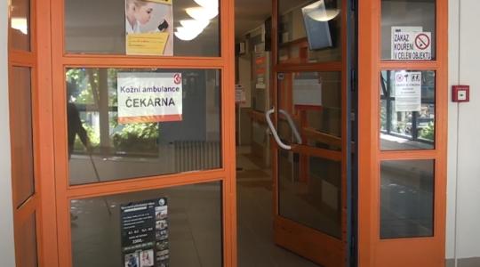 Z důvodu nedostatku lékařů byla v Mnichově Hradišti zrušena kožní ambulance. Pacienti musí do Mladé Boleslavi. Ilustrační foto: archiv redakce