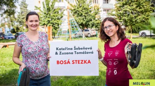 Zuzana Tomášová & Kateřina Šebeňová: Bosá stezka. Foto: Lucie Velichová