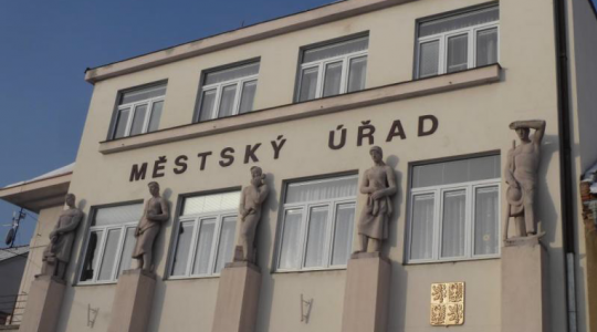 V Bakově nad Jizerou se stala starostkou Jana Blechová z ODS. O místa v radě se ODS dělí se sdružením Občané městu, město občanům. Ilustrační foto: město