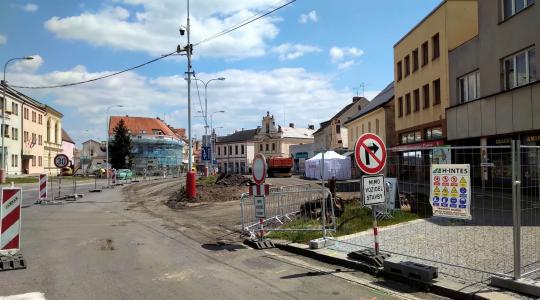 Mnichovo Hradiště, revitalizace náměstí, 16. 5. 2020. Foto: Petr Novák