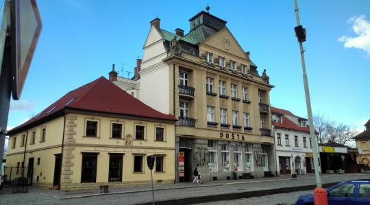 Pošta v Mnichově Hradišti dočasně ruší sobotní provoz. Foto: Petr Novák
