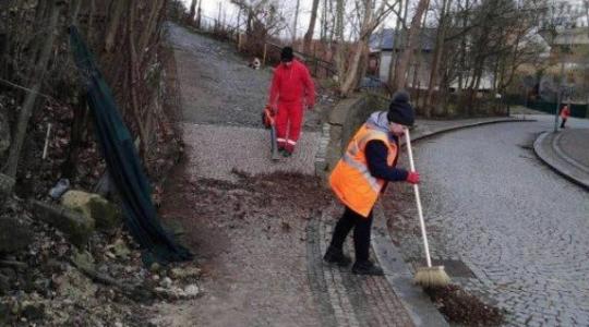 Začal jarní úklid města, strojní čištění ulic startuje za týden. Foto: město Mnichovo Hradiště
