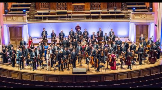 Houslista Josef Špaček s Ukrajinsko-Českou Sinfoniettou zve na výjimečný hudební večer do Škoda Muzea v Mladé Boleslavi