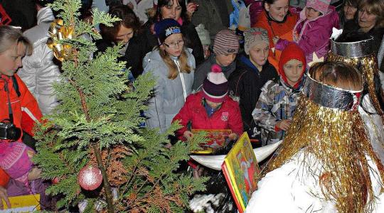 Valečov čeká 3. prosince tradiční mikulášská nadílka. Foto: archiv obce Boseň