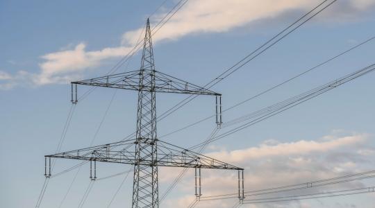 Pozor na dubnové odstávky elektřiny ve Žďáru a okolí